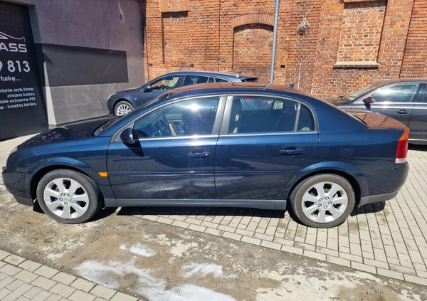 Opel Vectra cena 10900 przebieg: 173000, rok produkcji 2002 z Łazy małe 704